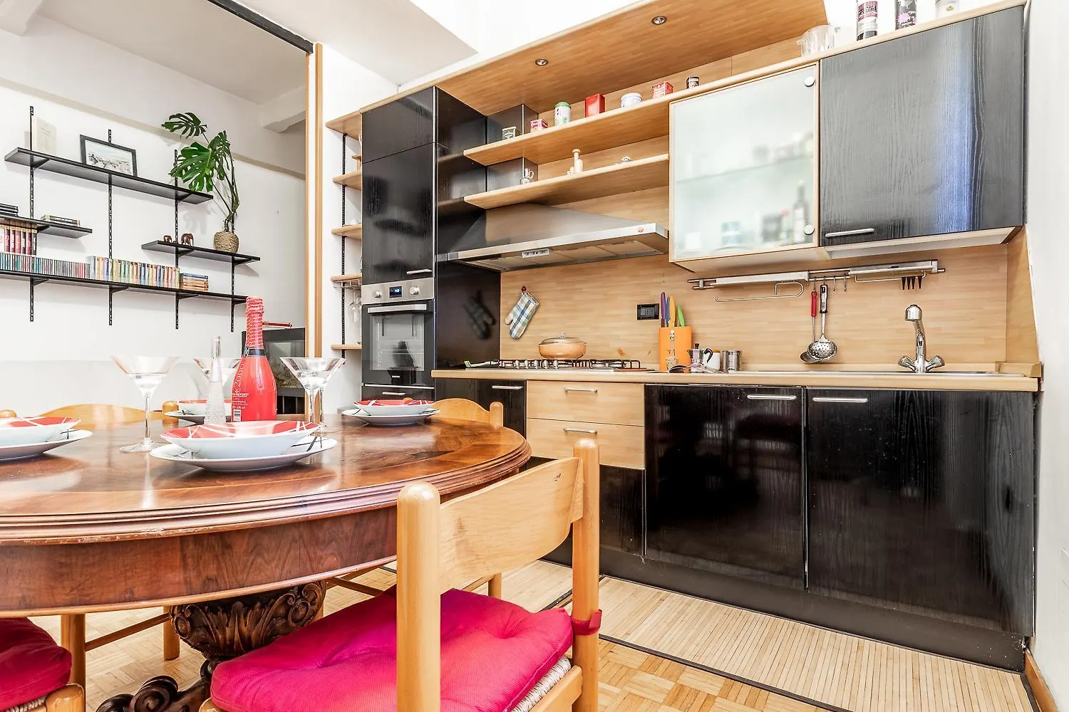Appartamento Spacious Apt With Kitchenette, Near Piazza Maggiore Bologna Italia