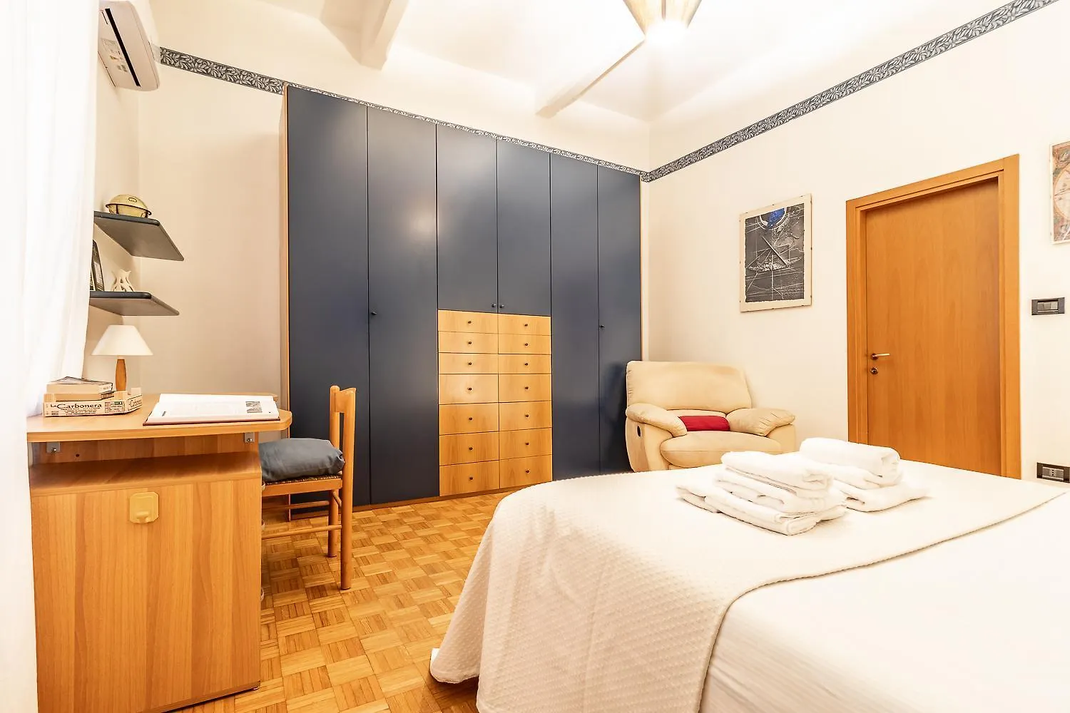 Appartamento Spacious Apt With Kitchenette, Near Piazza Maggiore Bologna