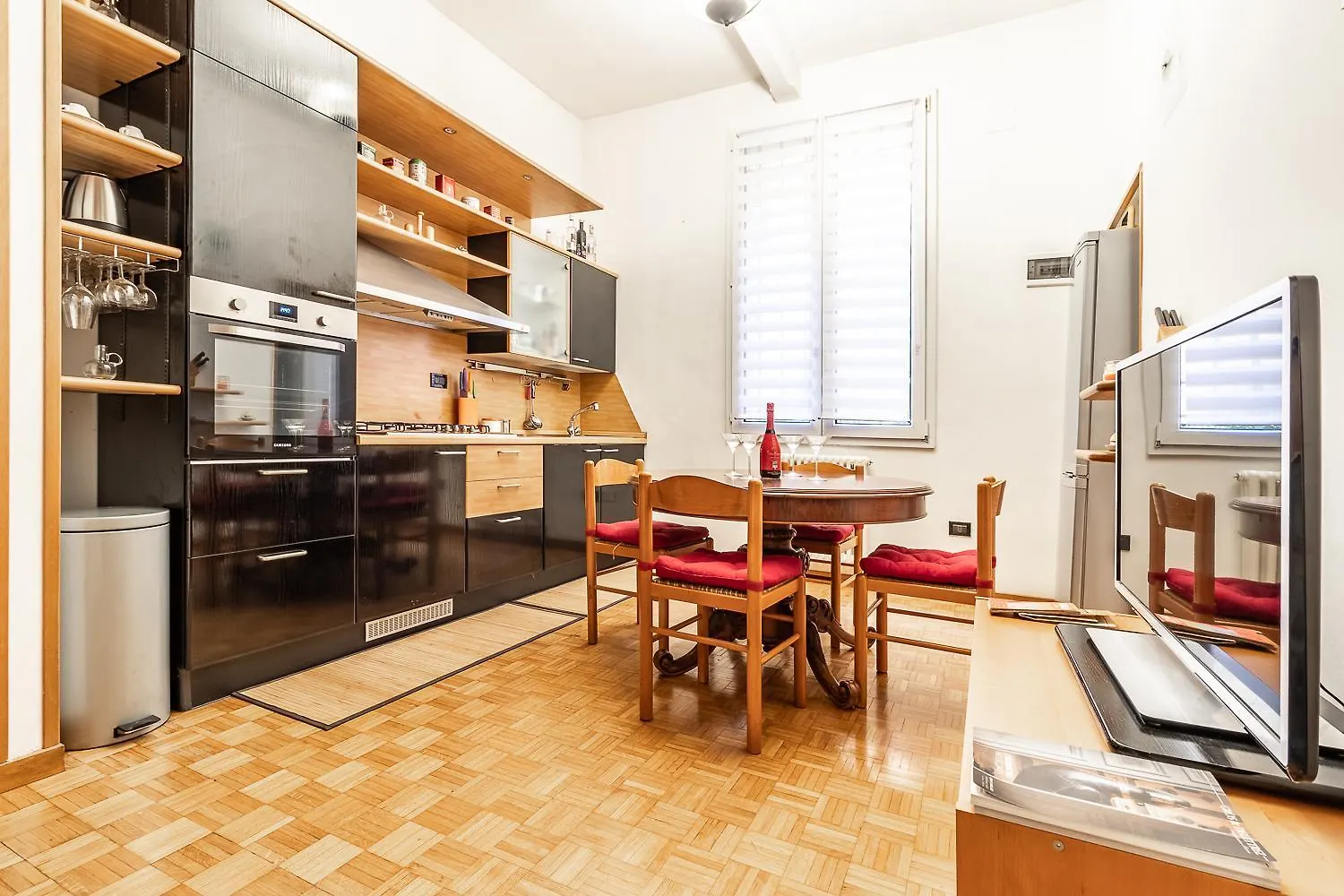Spacious Apt With Kitchenette, Near Piazza Maggiore Bologna Appartamento